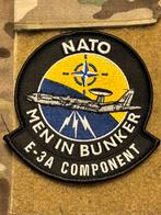 Embleem NATO AWACS men in bunker E-3A component, Verzenden, Luchtmacht, Embleem of Badge