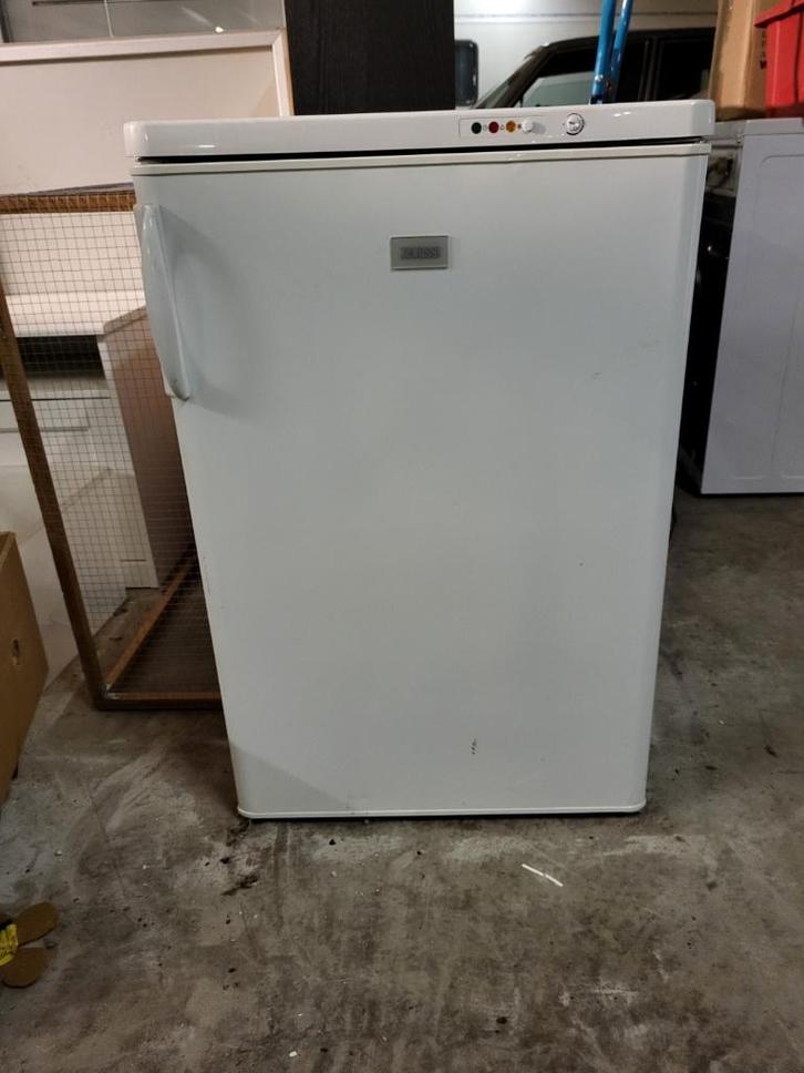 Vrieskast tafelmodel merk zanussi met 6 mnd garantie, Witgoed en Apparatuur, Vriezers en Diepvrieskisten, Gebruikt, Vrijstaand