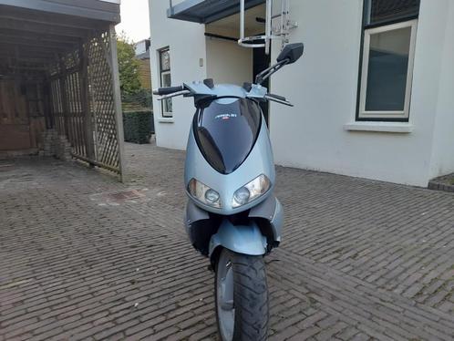 aprillia area 51, Fietsen en Brommers, Scooters | Aprilia, Gebruikt, Area 51, Maximaal 45 km/u, Benzine, Ophalen
