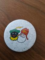 B 182 Button Sinterklaas en Zwarte Piet, Verzamelen, Ophalen of Verzenden, Overige onderwerpen