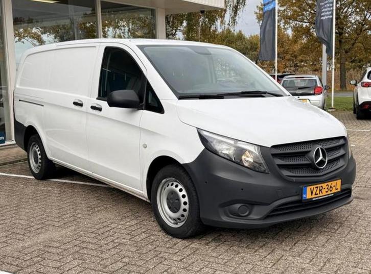Mercedes-Benz Vito 114CDI Extra Lang AUT 136pk 2019 Ex BTW, Auto's, Bestelauto's, Particulier, Airbags, Bluetooth, Boordcomputer