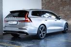 Volvo V60 T6 Automaat Plug-in hybrid AWD Ultra Dark | Panora, Auto's, Stof, Euro 6, 4 cilinders, Vierwielaandrijving