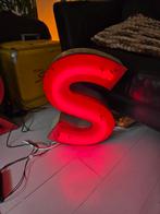 NEON LETTER S, Verzamelen, Ophalen, Gebruikt, Lichtbak of (neon) lamp