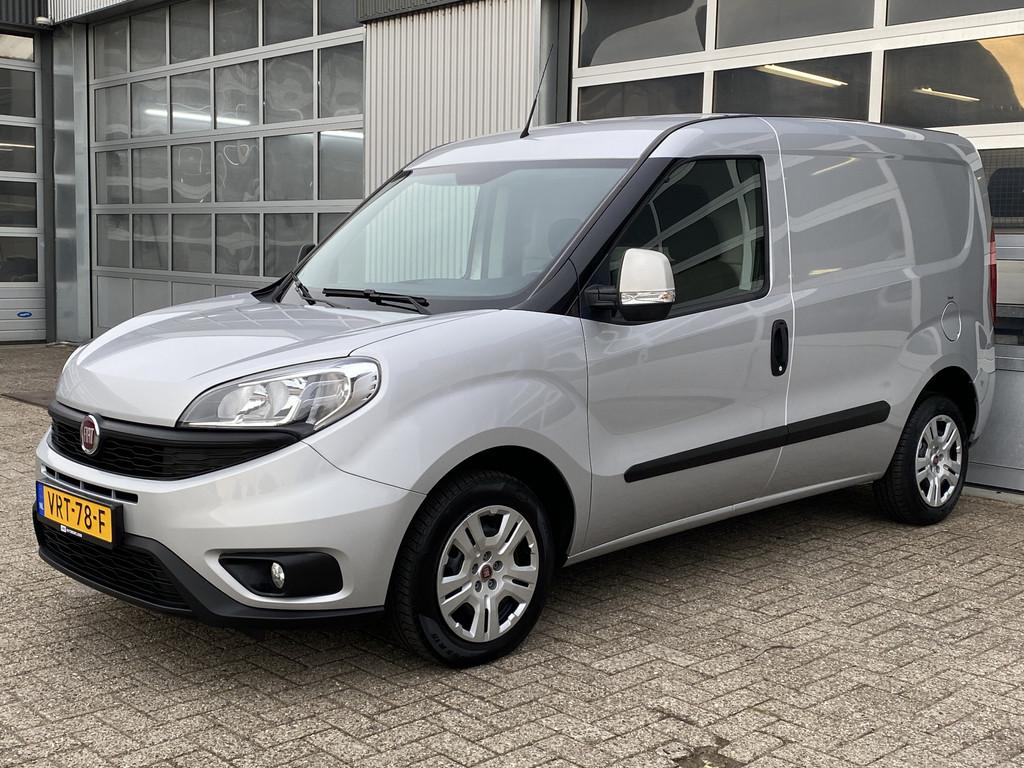 Fiat Dobló Cargo 1.3 MJ L1H1 SX 90pk Btw en Bpm vrij Airco, Voorwielaandrijving, Euro 5, Stof, Gebruikt