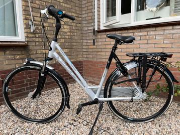 Zeer nette Gazelle Eclipse Comfort C8 damesfiets 57cm beschikbaar voor biedingen