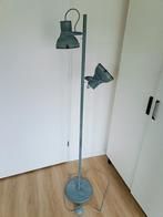 Industriële vloerlamp, Ophalen, Zo goed als nieuw