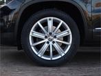 Volkswagen Tiguan 1.4 TSI Sport&Style parkeersensoren | Navi, Voorwielaandrijving, Euro 5, Zwart, 4 cilinders