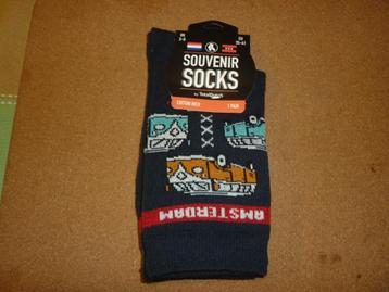 Souvenir socks en original socks in nieuw staat beschikbaar voor biedingen