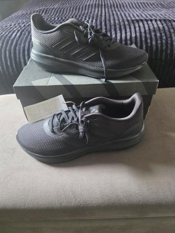 Adidas Sneakers Maat 43.5 - Nieuw! beschikbaar voor biedingen