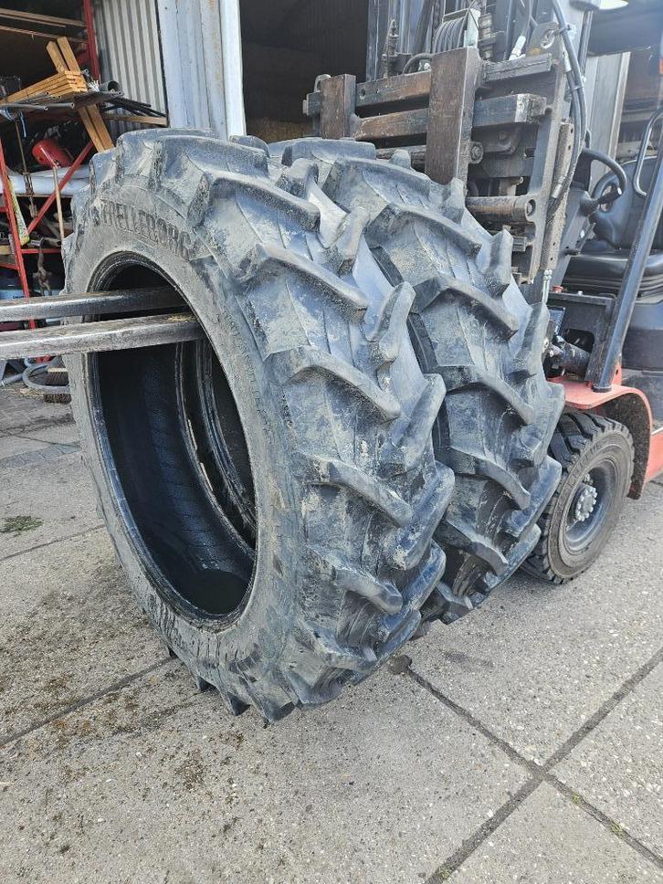 Trelleborg 380/80R38. 13.6R38, Zakelijke goederen, Agrarisch | Onderdelen | Banden, Velgen en Assen, Ophalen