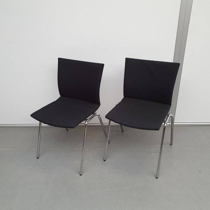 set 2x Ahrend 463 kantinestoelen- zwarte nieuwe stof stoel, Huis en Inrichting, Stoelen, Gebruikt, Twee, Stof, Zwart, Ophalen