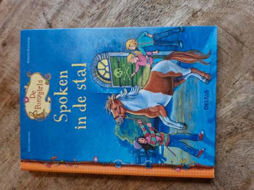 Melanie Brockamp - Spoken in de stal, Boeken, Kinderboeken | Jeugd | onder 10 jaar, Zo goed als nieuw, Ophalen of Verzenden