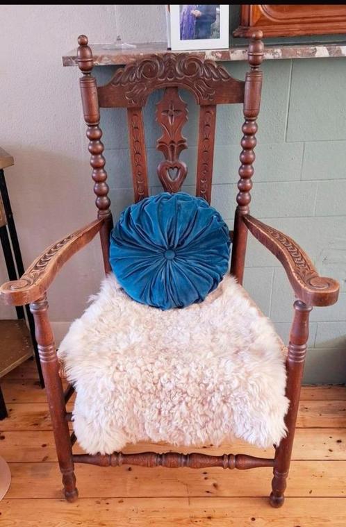 Antieke troonstoel met rieten zitting, Antiek en Kunst, Antiek | Meubels | Stoelen en Banken, Ophalen
