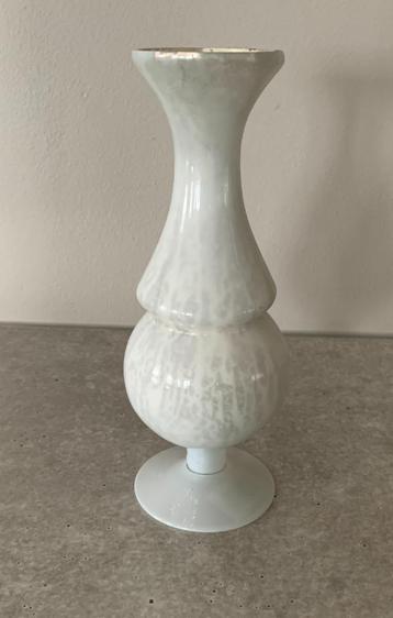 Vaas design van Riverdale nieuw twv € 32,50 wit.  beschikbaar voor biedingen