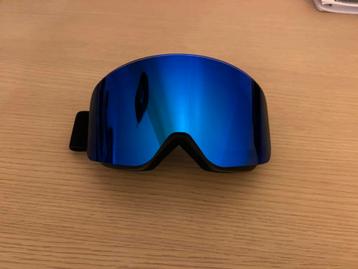 Skibril Blauw beschikbaar voor biedingen