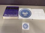 Wegwood Jasperware kerst bord - 1974 houses of parliament, Antiek en Kunst, Ophalen of Verzenden