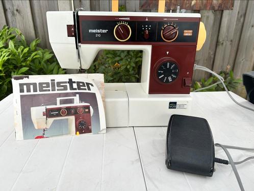 Degelijke sterke Meister naaimachine., Hobby en Vrije tijd, Naaimachines en Toebehoren, Gebruikt, Overige merken, Ophalen of Verzenden