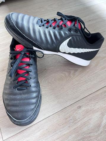 Nike TiempoX – zaalvoetbalschoenen 42 beschikbaar voor biedingen