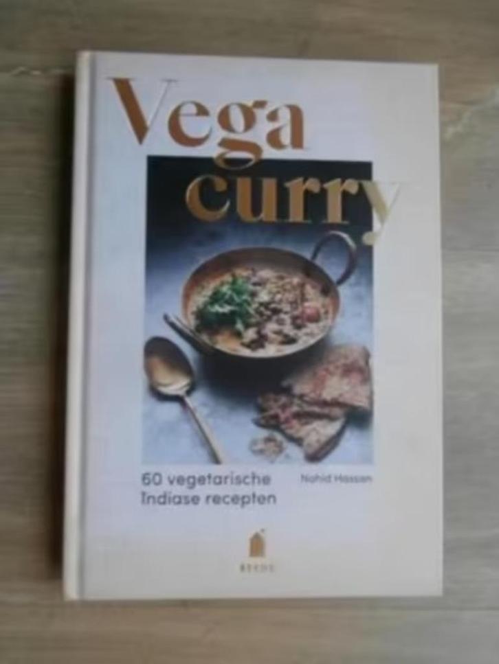 Vega curry - Nahid Hassan, Boeken, Kookboeken, Zo goed als nieuw, Azië en Oosters, Verzenden