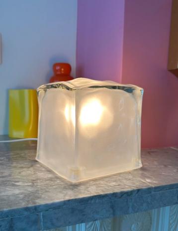IKEA vintage 90’s ice cube “IVIKEN” lamp beschikbaar voor biedingen