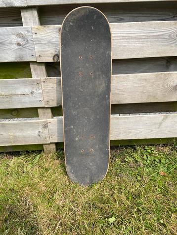 Skateboard beschikbaar voor biedingen