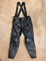 Leren Motorbroek met Bretels - maat 28, Ophalen of Verzenden, Tweedehands, Heren, Broek | leer