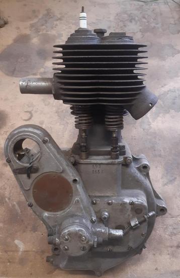 Sunbeam 500cc Longstroke 1930 motorblok J4122 beschikbaar voor biedingen