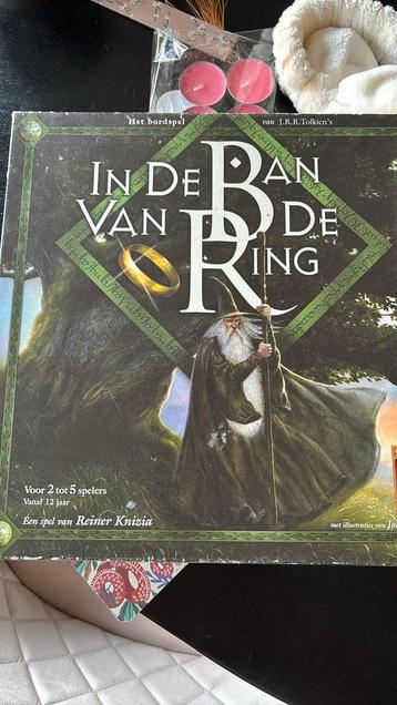 In de ban van de ring bordspel beschikbaar voor biedingen
