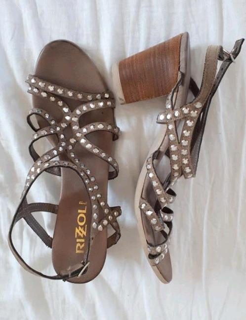 Mooie grijs/bruine hakschoenen/hakken met steentjes, maat 37, Kleding | Dames, Schoenen, Zo goed als nieuw, Schoenen met hoge hakken