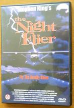 Steven King`s the Night Flier. Kijkwijzer 16 Genre: Thriller, Vanaf 16 jaar, Ophalen of Verzenden, Zo goed als nieuw, Overige genres