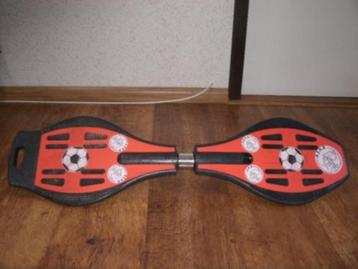 Waveboard met logo Ajax beschikbaar voor biedingen