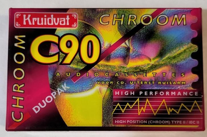2x Kruitvat C90 IEC Type II Chrome cassettebandjes.Brand new, Cd's en Dvd's, Cassettebandjes, Nieuw in verpakking, Onbespeeld