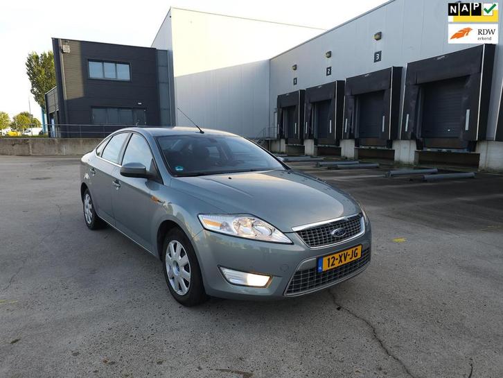 Ford Mondeo 2.0-16V Titanium - Airco _ Trekhaak - Navi - Cru, Auto's, Ford, Bedrijf, Te koop, Mondeo, ABS, Airbags, Airconditioning