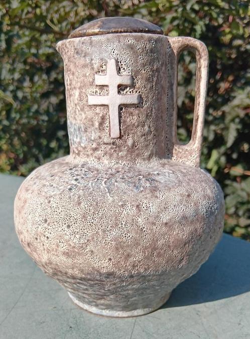 Antiek aardewerk vaasje Lotharingen kruis met stop, Antiek en Kunst, Antiek | Keramiek en Aardewerk, Ophalen of Verzenden