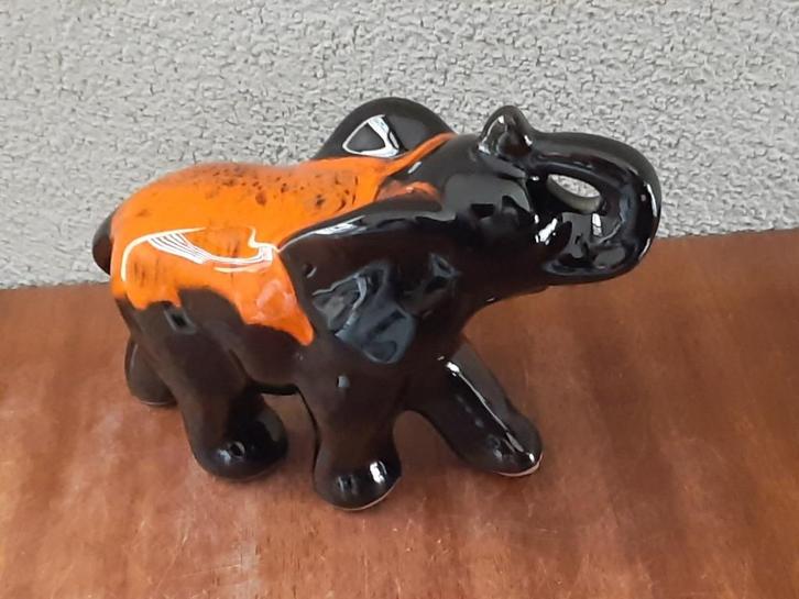 Vintage fatlava olifantje bruin/oranje geglazuurd, Huis en Inrichting, Woonaccessoires | Overige, Zo goed als nieuw, Ophalen of Verzenden