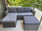 Loungebank rotanlook met kussens – balkon/tuinset, Ophalen, Rotan, 3 zitplaatsen, Hocker