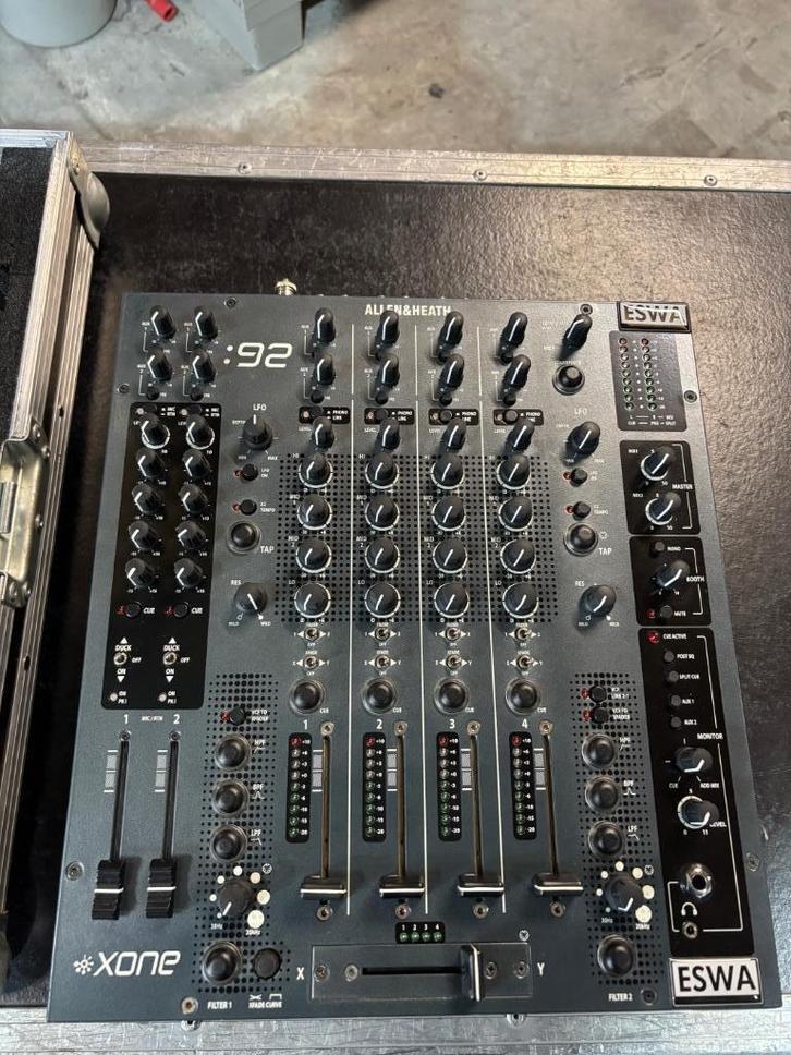 Meerdere Allen & Heath Xone 92, Muziek en Instrumenten, Dj-sets en Draaitafels, Gebruikt, Draaitafel, Overige merken, Ophalen