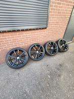 Zeer mooie VW 19 inch pretoria velgen met goede banden, Auto-onderdelen, Banden en Velgen, Gebruikt, Banden en Velgen, 235 mm