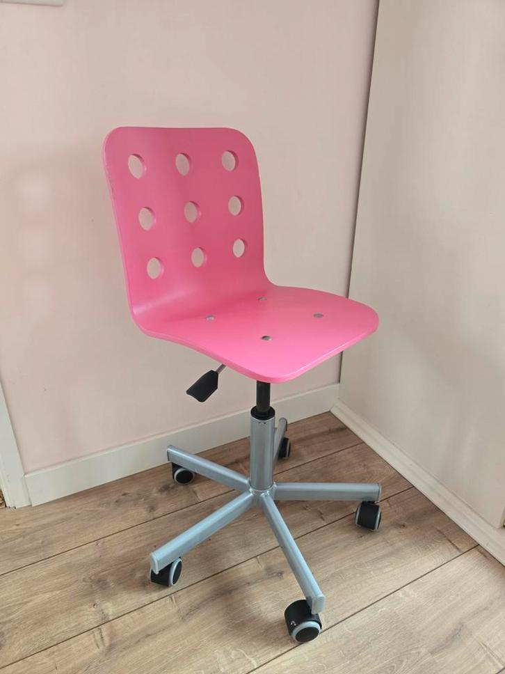 Ikea Kinderbureaustoel Roze - Gebruikt, Huis en Inrichting, Bureaustoelen, Gebruikt, Bureaustoel, Roze, Ophalen