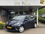 Toyota Aygo 1.0 VVT-i x-play | Camera, Speed Limiter, Tel.ve, Voorwielaandrijving, Euro 5, Stof, Gebruikt