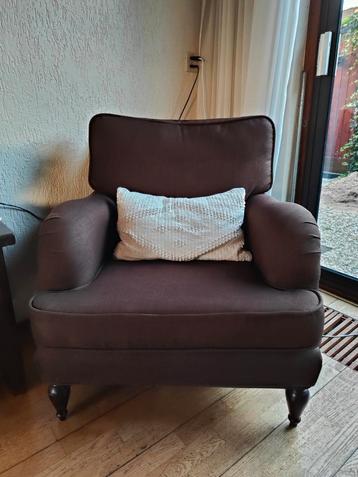 Comfortabele fauteuil beschikbaar voor biedingen