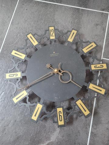 Junghans elektrische klok beschikbaar voor biedingen