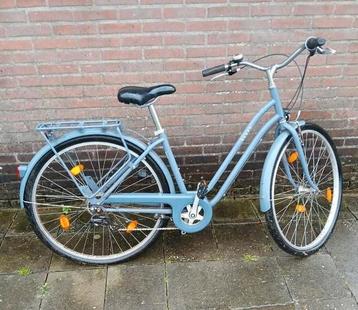 Damesfiets - Blauw beschikbaar voor biedingen