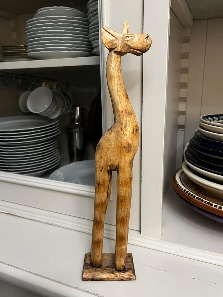 Vintage primitief houten beeld van een giraffe, Antiek en Kunst, Kunst | Beelden en Houtsnijwerken, Ophalen of Verzenden