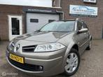Renault Megane Grand Tour 1.6-16V Business Line, 65 €/maand, Gebruikt, 4 cilinders, Beige