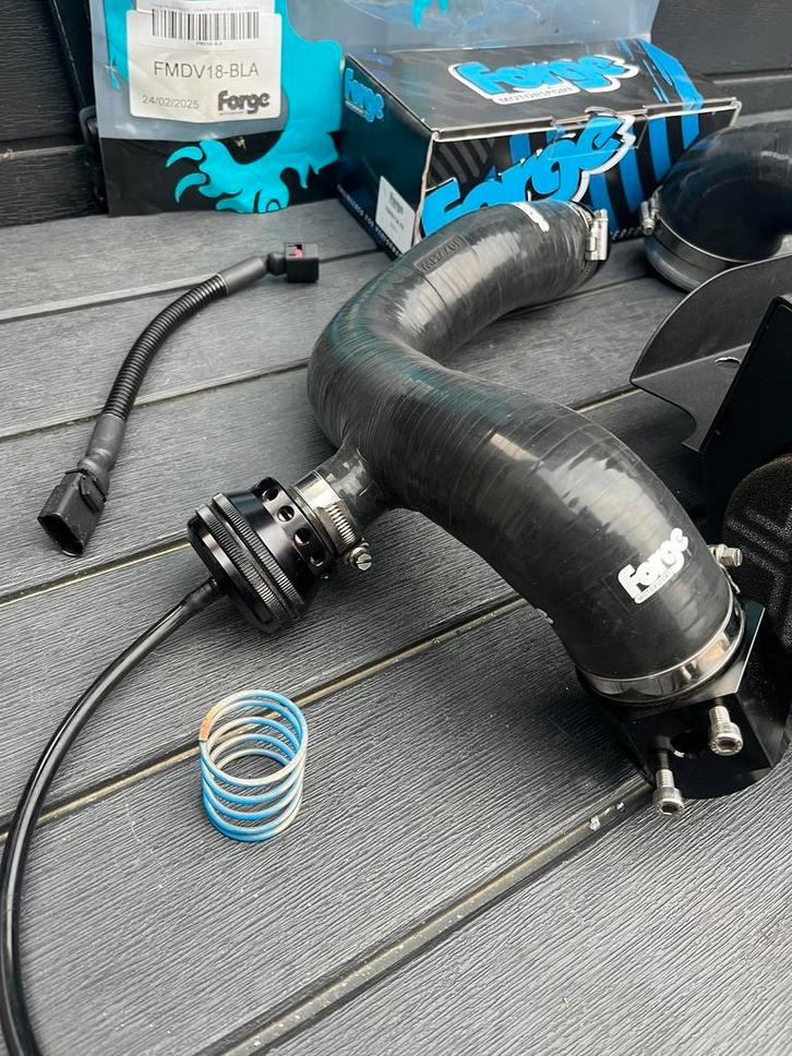 Blow off valve 1.0tsi forge motorsport, Auto-onderdelen, Motor en Toebehoren, Audi, Seat, Volkswagen, Gebruikt, Ophalen
