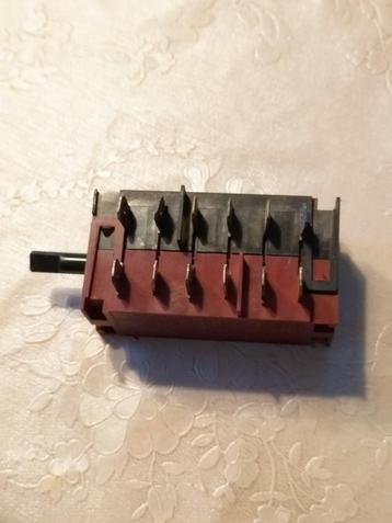 Keuze schakelaar Dometic, Thetford , danfoss besturingen enz beschikbaar voor biedingen