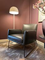 Tumbler Fauteuil Showroommodel – Loxton Leder, Nieuw, Ophalen of Verzenden, Fauteuil stoel design on stock, Leer