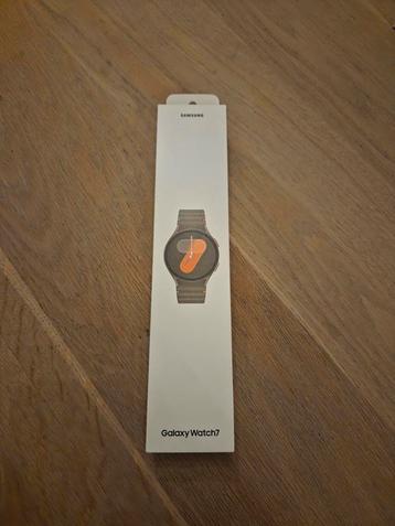 Samsung Galaxy Watch 7 Groen - Nieuw! beschikbaar voor biedingen