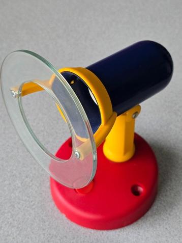 Memphis stijl vintage wandlampje  beschikbaar voor biedingen